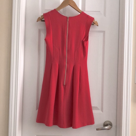 Dynamite pink summer dress - Picture 2 of 2